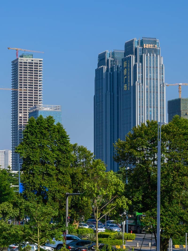 Foshan, poslovni centar grada i gradilišta u Guangdongu